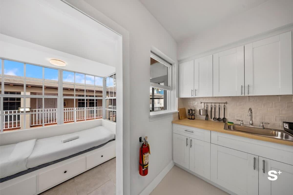 Spacious 1 Bd By The Apartment